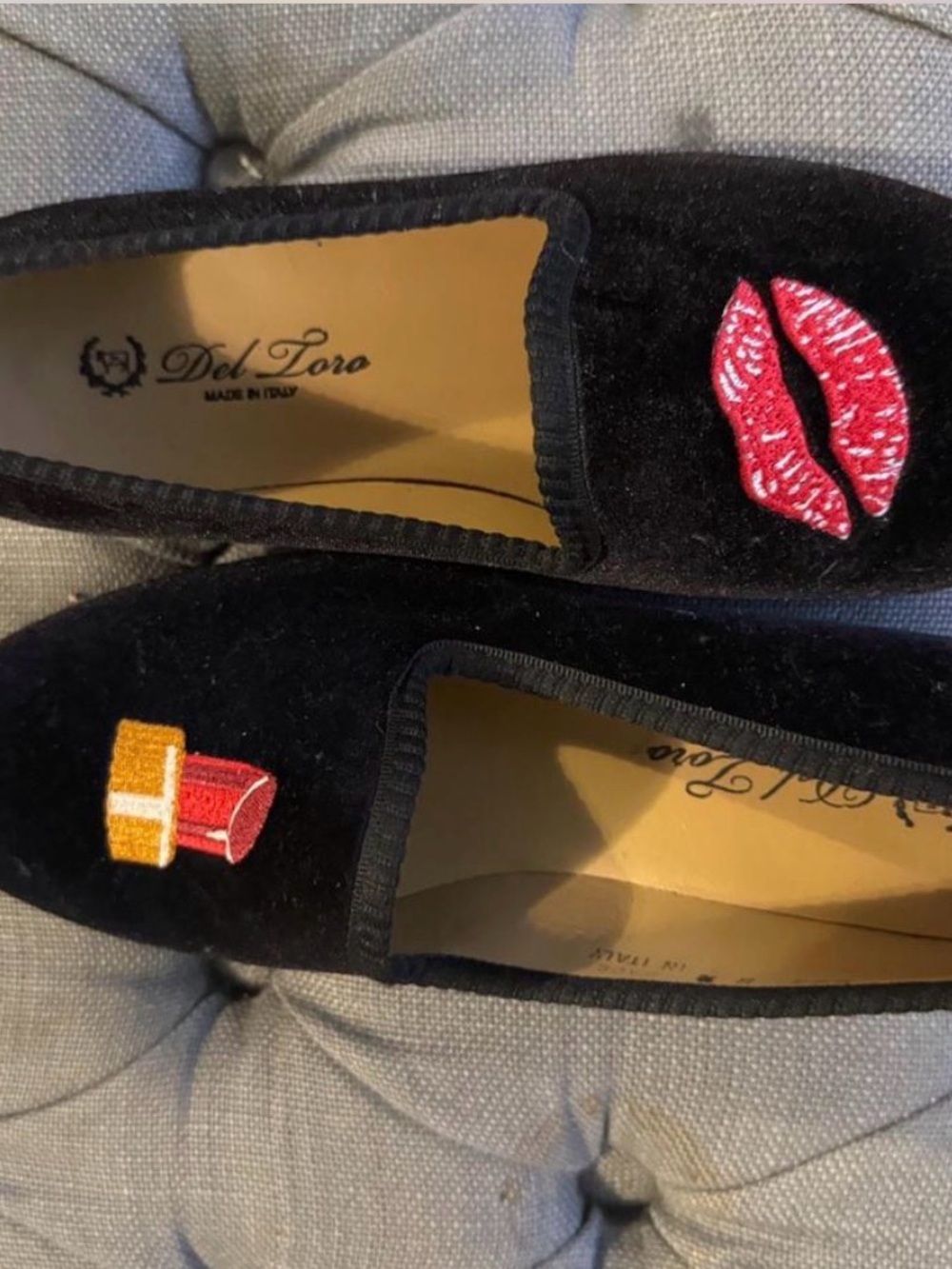 Del Toro Black Velvet Loafers with Red Lip & Lipstick Embroidery